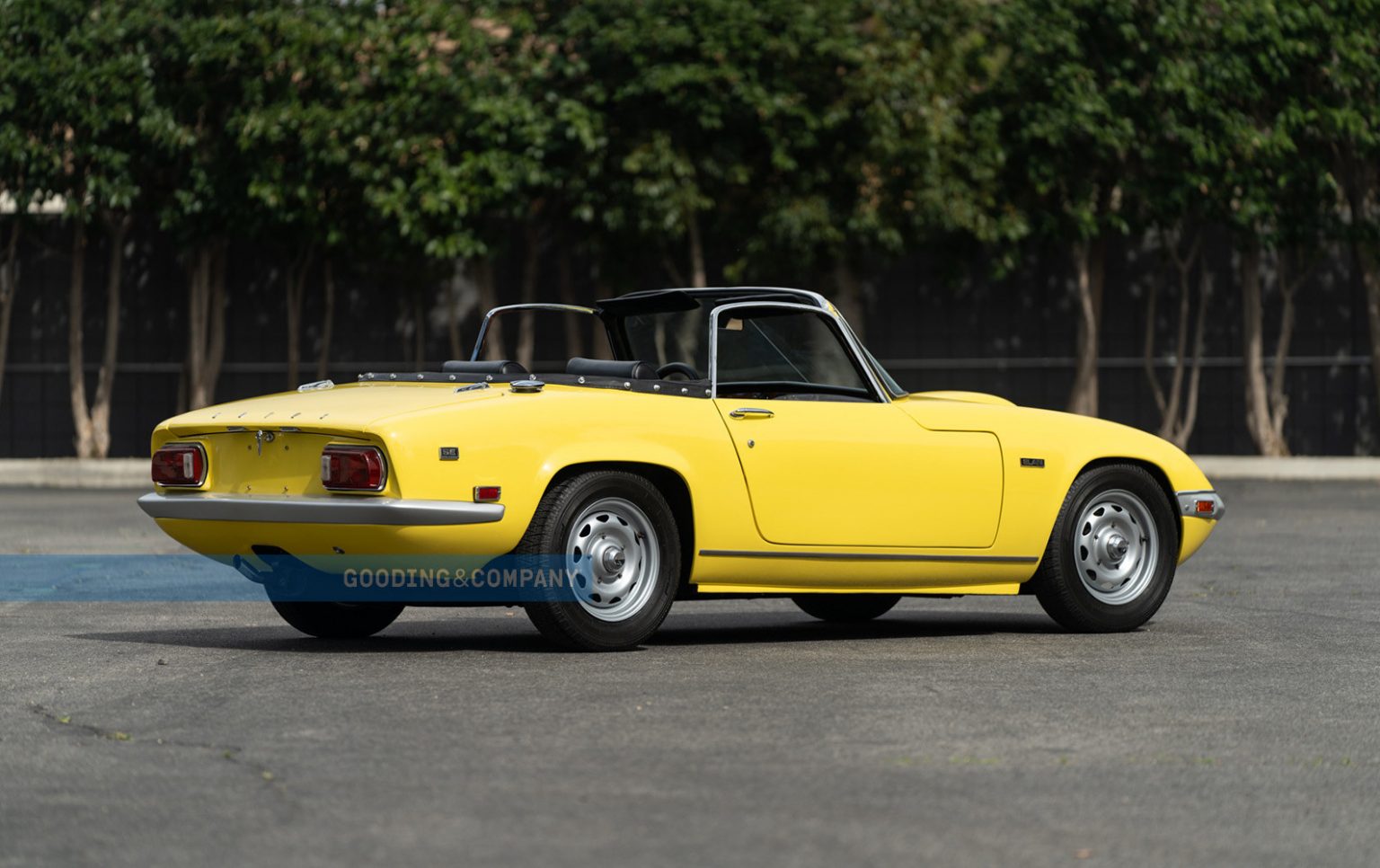 Vintage Corner: Lotus Elan