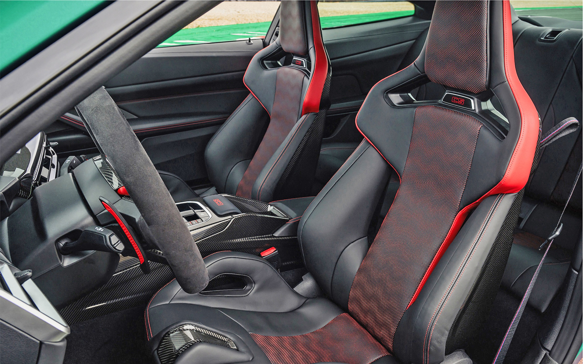 2025 BMW M4 CS racing-style seats