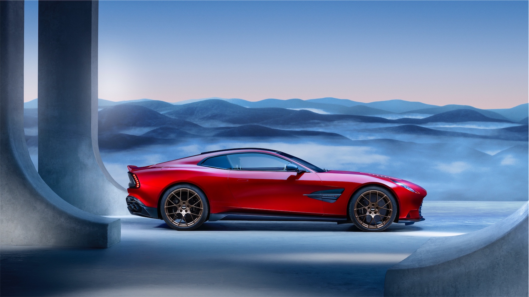 Model Perspective 2025 Aston Martin Vanquish