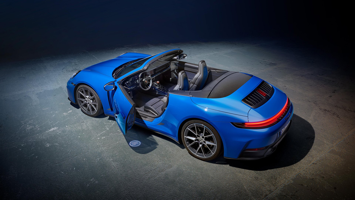 Gentian Blue Porsche 911 Carrera T Cabriolet